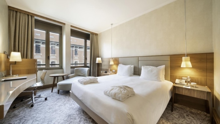 رحلة فرنسا سويسرا إيطاليا