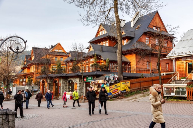 برنامج بولندا وشرق أوروبا