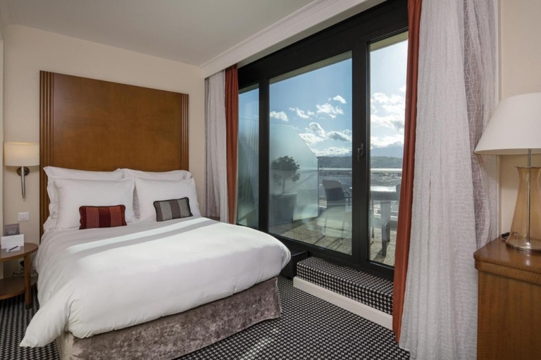 برنامج خط الطبيعة