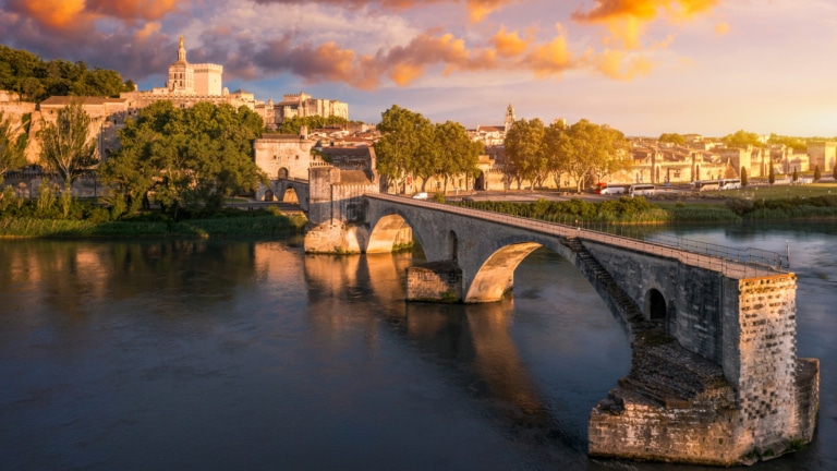 برنامج فرنسا سويسرا إيطاليا