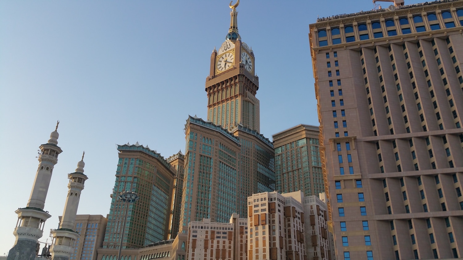 فنادق قريبة من بوابات الحرم