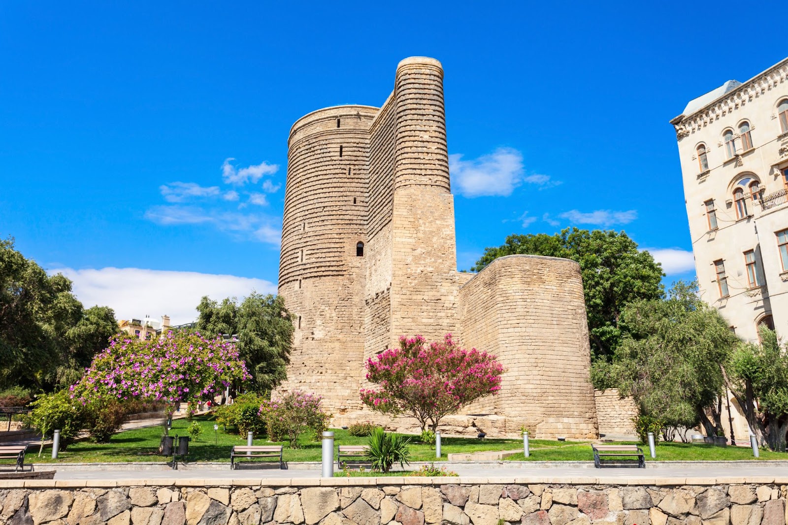 عروض أذربيجان من السعودية